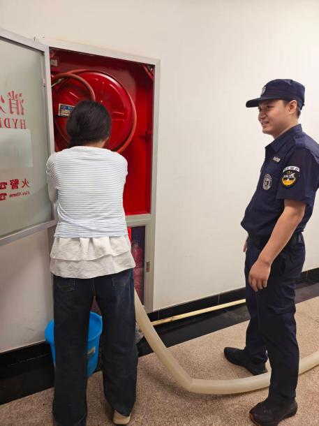 图1.png